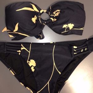 Billabong strapless swimsuit size 4